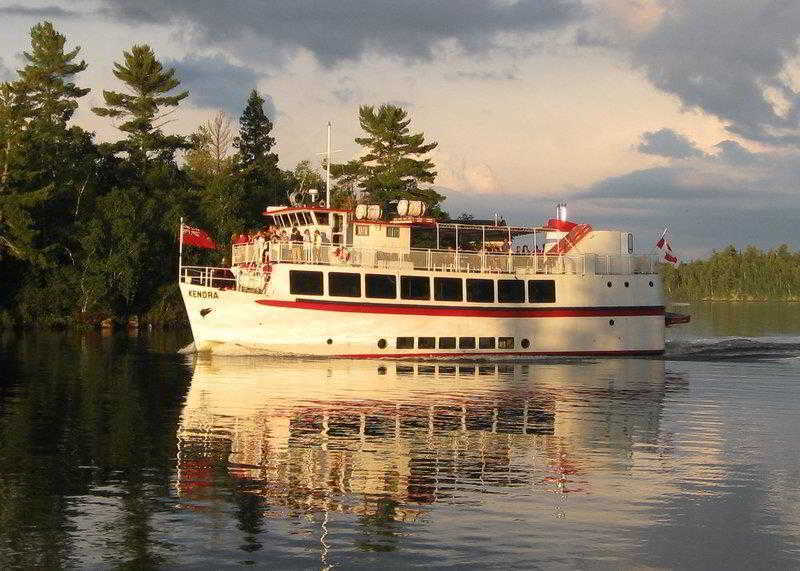 Clarion Lakeside Inn & Conference Centre Kenora Buitenkant foto