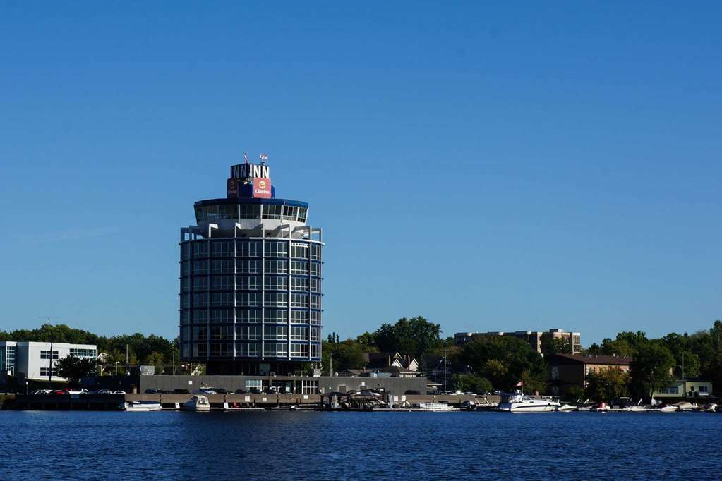 Clarion Lakeside Inn & Conference Centre Kenora Buitenkant foto